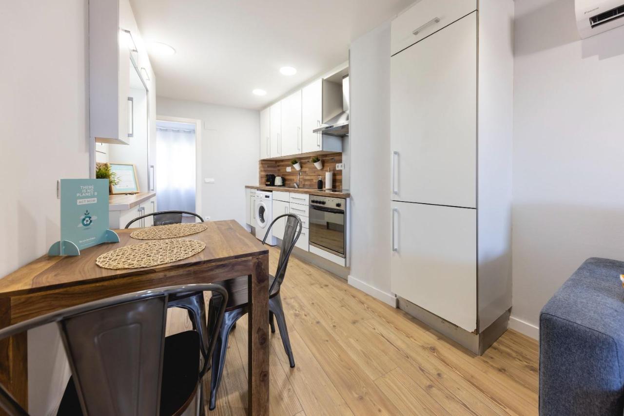 Bravissimo Eiximenis, With Beautiful Terrace And Views Daire Girona Dış mekan fotoğraf