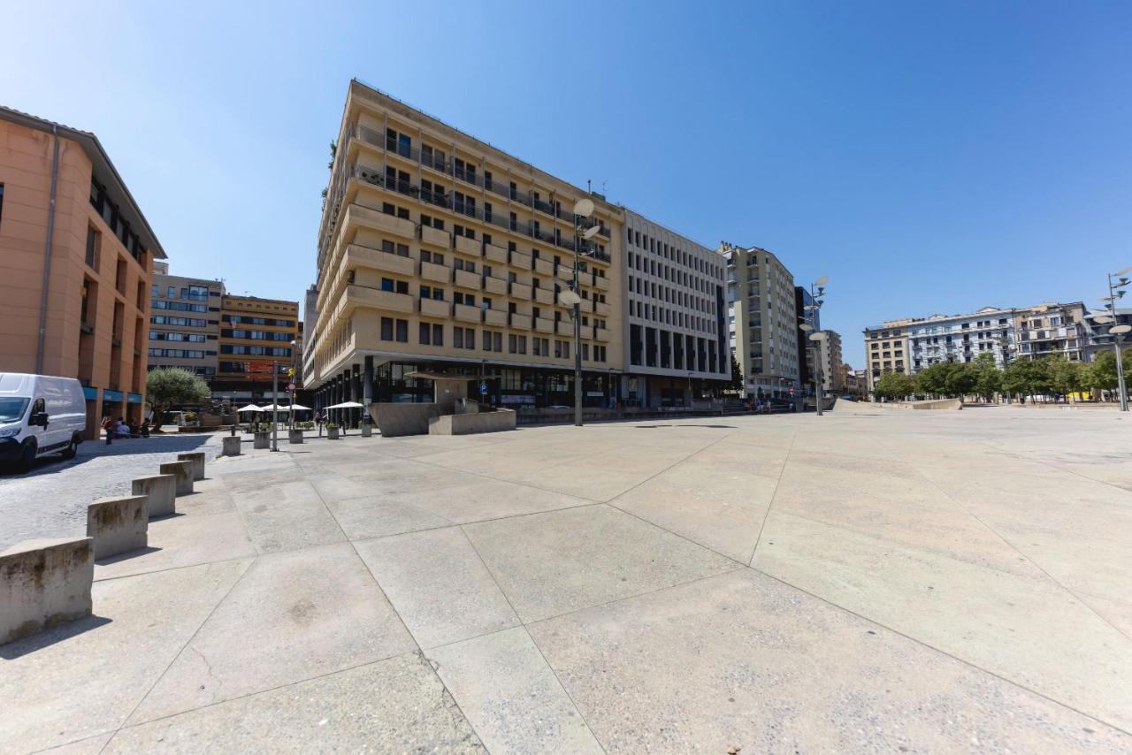 Bravissimo Eiximenis, With Beautiful Terrace And Views Daire Girona Dış mekan fotoğraf